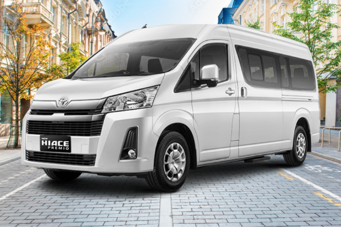 Toyota Hiace Premio Luxury