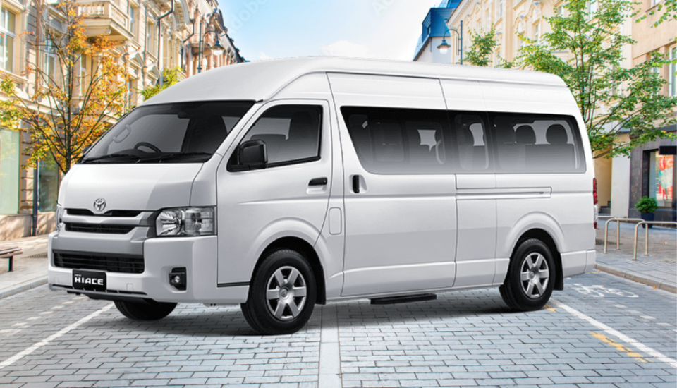 Toyota Hiace Premio Luxury Baze